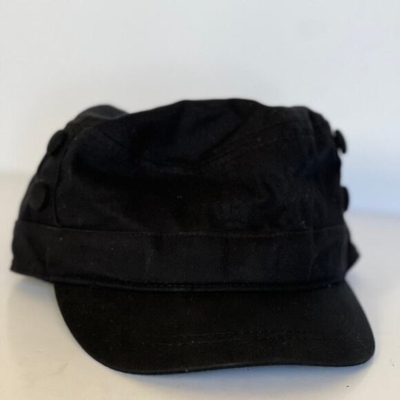 Ladies black Hat with brim & elastic in back for good fit - Picture 1 of 7